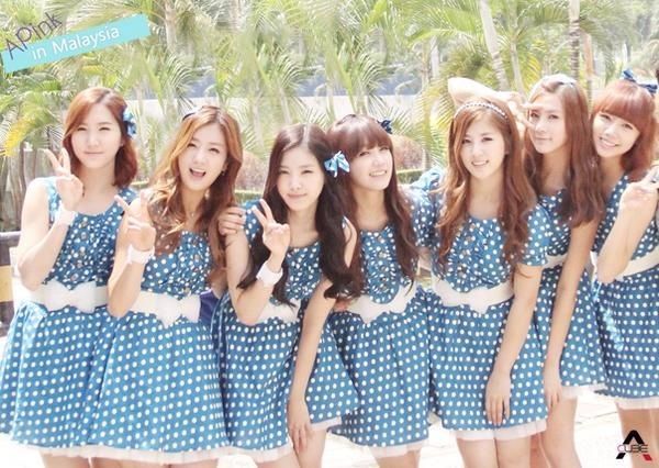 Apink_041911's tweet image. how i met them         still with them