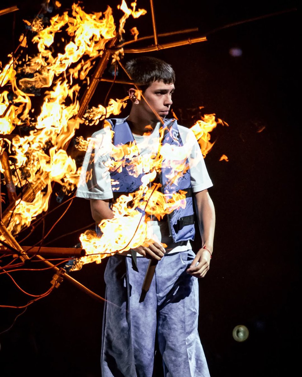 MiloJData_'s tweet image. AURA