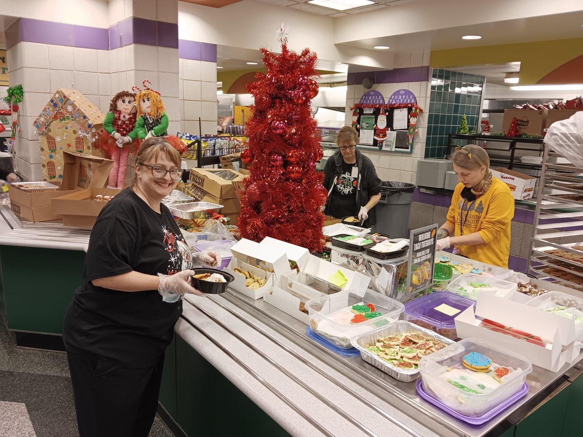 Joyce Weber tweet media