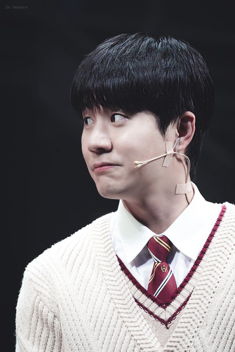 251213 아몬드 막공 무대인사
윤재 | 문태유

(◐_____◐!!!