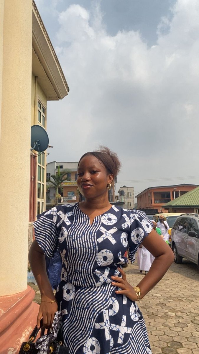 Thepweetymiss's tweet image. Mother🤭                         Daughter❤️