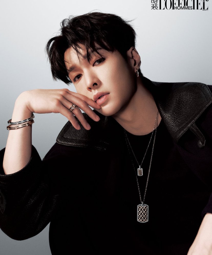 u_han94's tweet photo. ZHANG YIXING                                 lay

⚔️🕷️⚫️💥                         👛🌷💗🌸                        
🖤⛓️🕷️🐈‍⬛                         🩷🎀👚🩰
💥🕷️🖤⛓️                         🎀💘🌸💗
💣⛓️💥🗝️                         🌸💞🍡🎀 https://t.co/ROKXDDWoBc