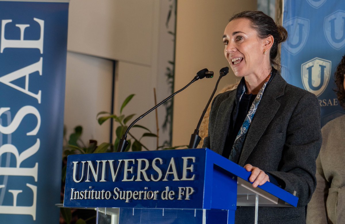 _Universae's tweet image. 🤝 Unidos por una gran causa.

UNIVERSAE ha hecho entrega de un cheque solidario a la @FundAladina. 

Una iniciativa impulsada para apoyar a niños y adolescentes con cáncer y a sus familias. 👏

#UNIVERSAE #Educación #FPOficial #RSC