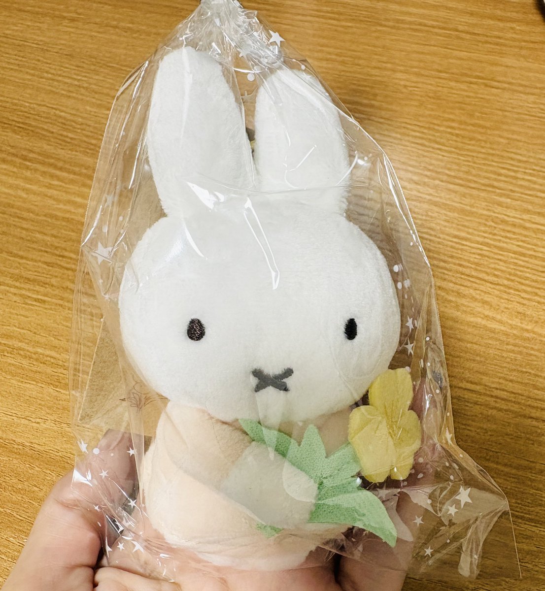 先日、数ヶ月お世話になった現場で お疲れ様としてミッフィーを