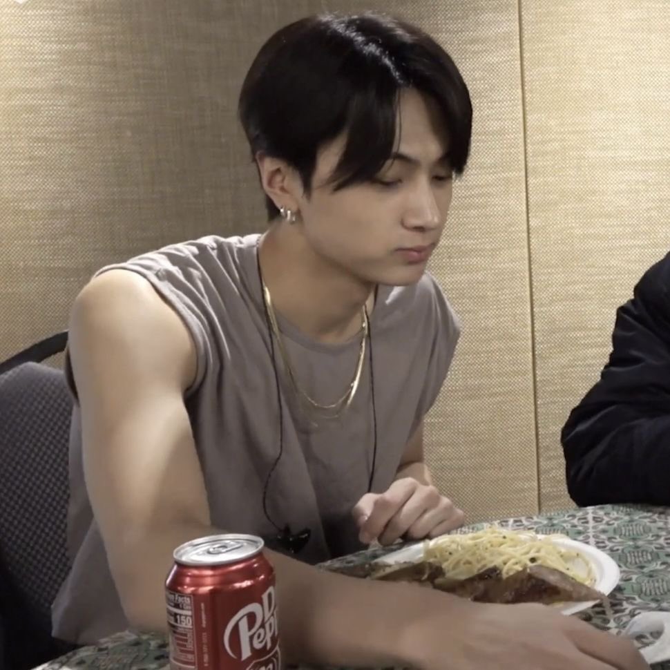 jongsegn's tweet image. 💪🏻 @jakessimn