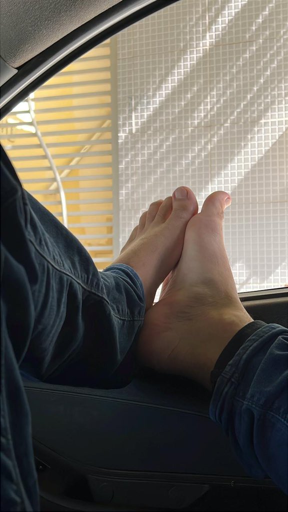 Feet Awards 10K 🏆🎖 tweet media