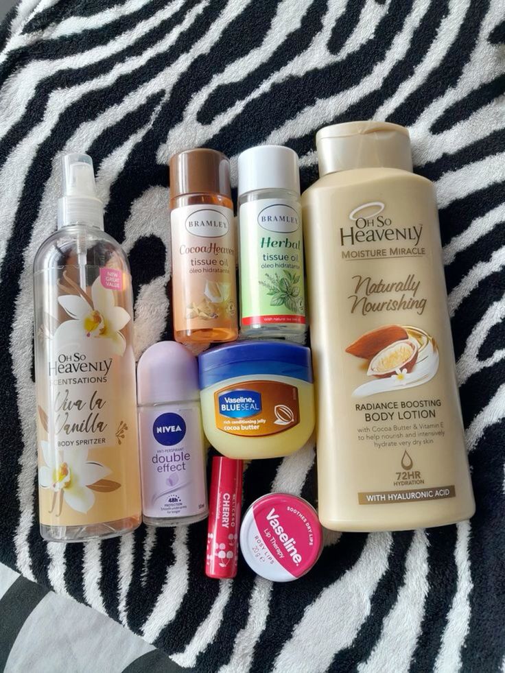 SilencerBuilder's tweet photo. Body Wash: 20k
Body cream: 20k 
Sunscreen: 15k
Serums: 10k
Roll on: 4k
Perfume: 20k
Monthly income 150k how much come remain 
Una sure say this baddie lifestyle na for me 😭😭😭😭😭 https://t.co/HWSLlADgVP