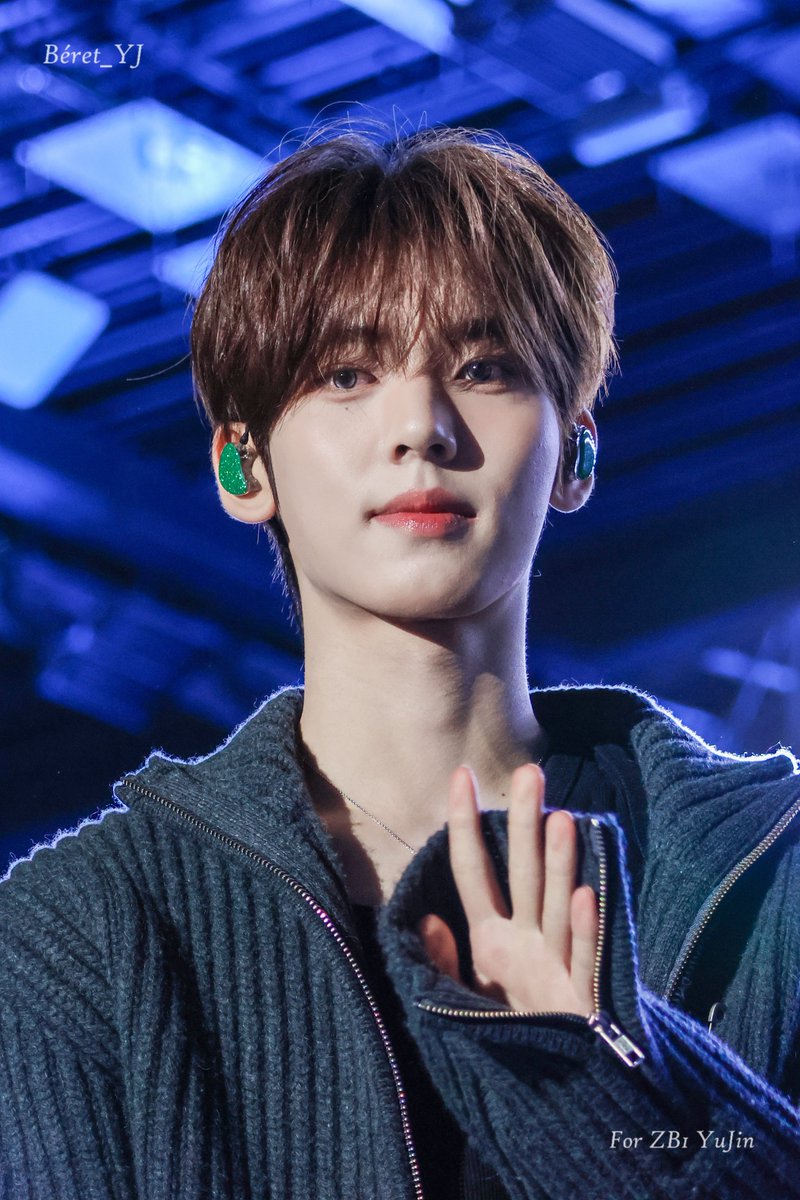 251206  홍콩

#한유진 #HANYUJIN  #제로베이스원 #ZEROBASEONE #ZB1