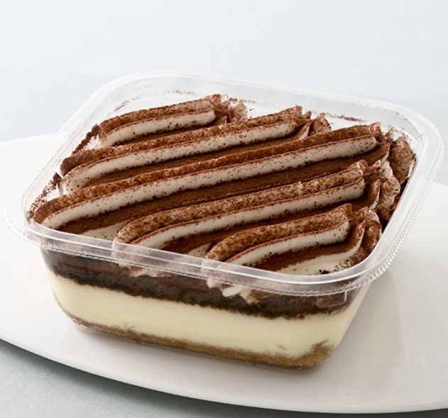 12月26日よりファミリーマートから、シロップを染み込ませた