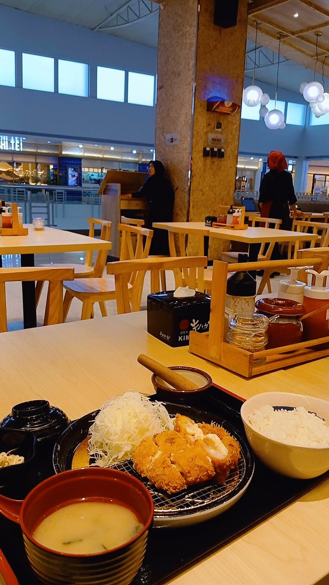 johnlasttime's tweet image. Alhamdulillah, terakhir makan mewah ini kayaknya 5th yg lalu😁