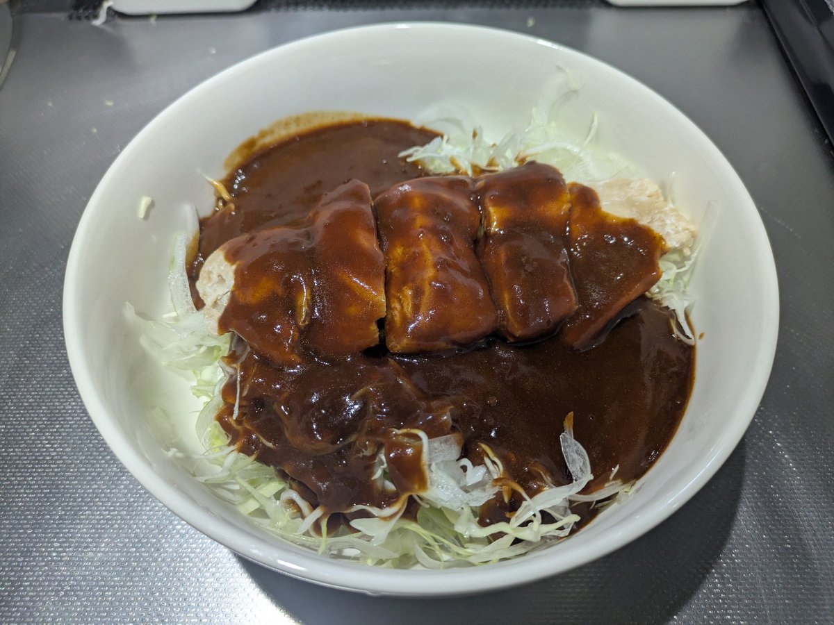 こんばんは😃‼️ ストイックなKeiの一面😅💦 今夜は、千切りキャベツ