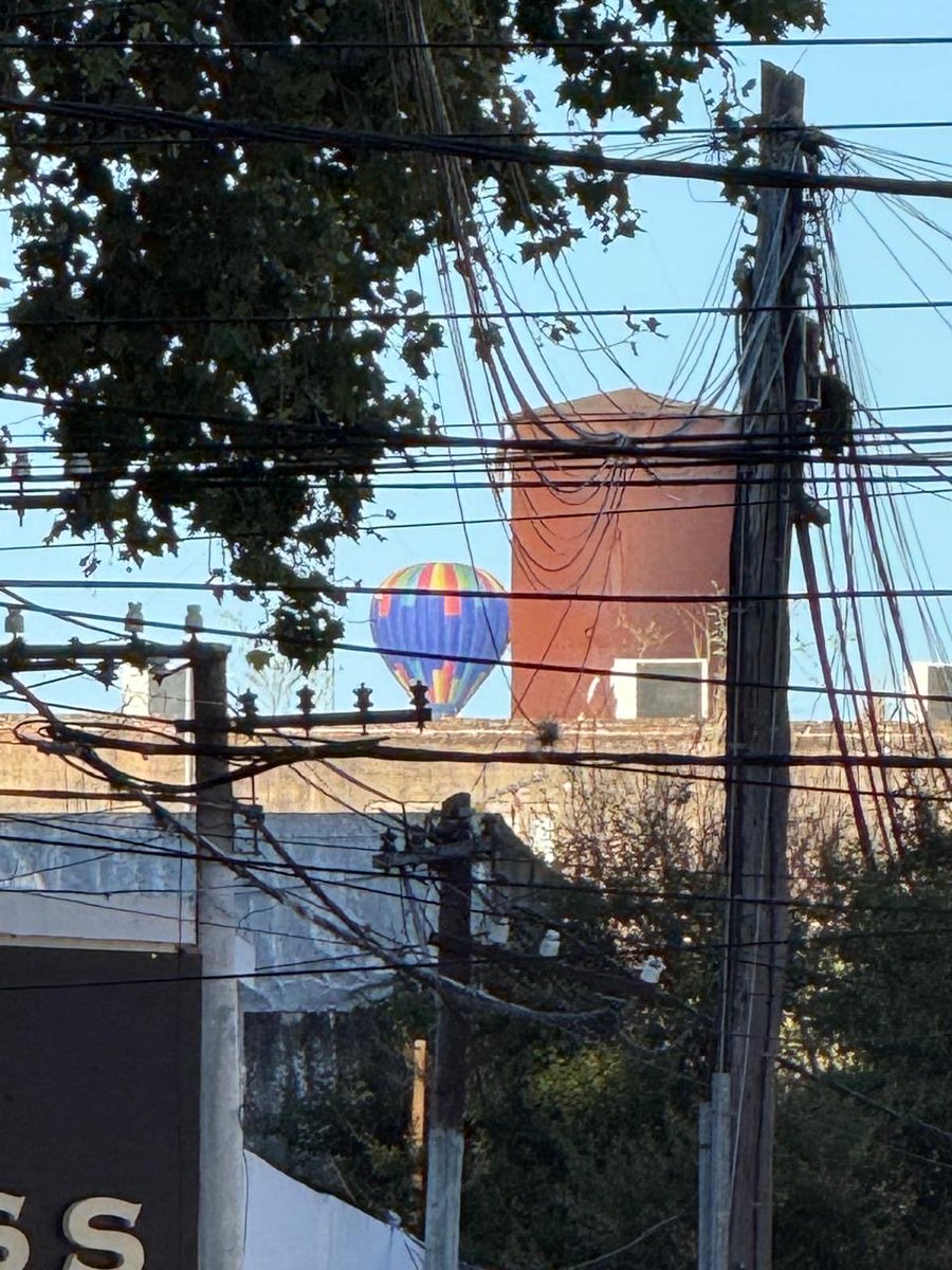 mari_piazza's tweet photo. Globo en Rosario!! @PreciosRosario2 
San Martín y Savio zona sur https://t.co/1BTyKmYXXC