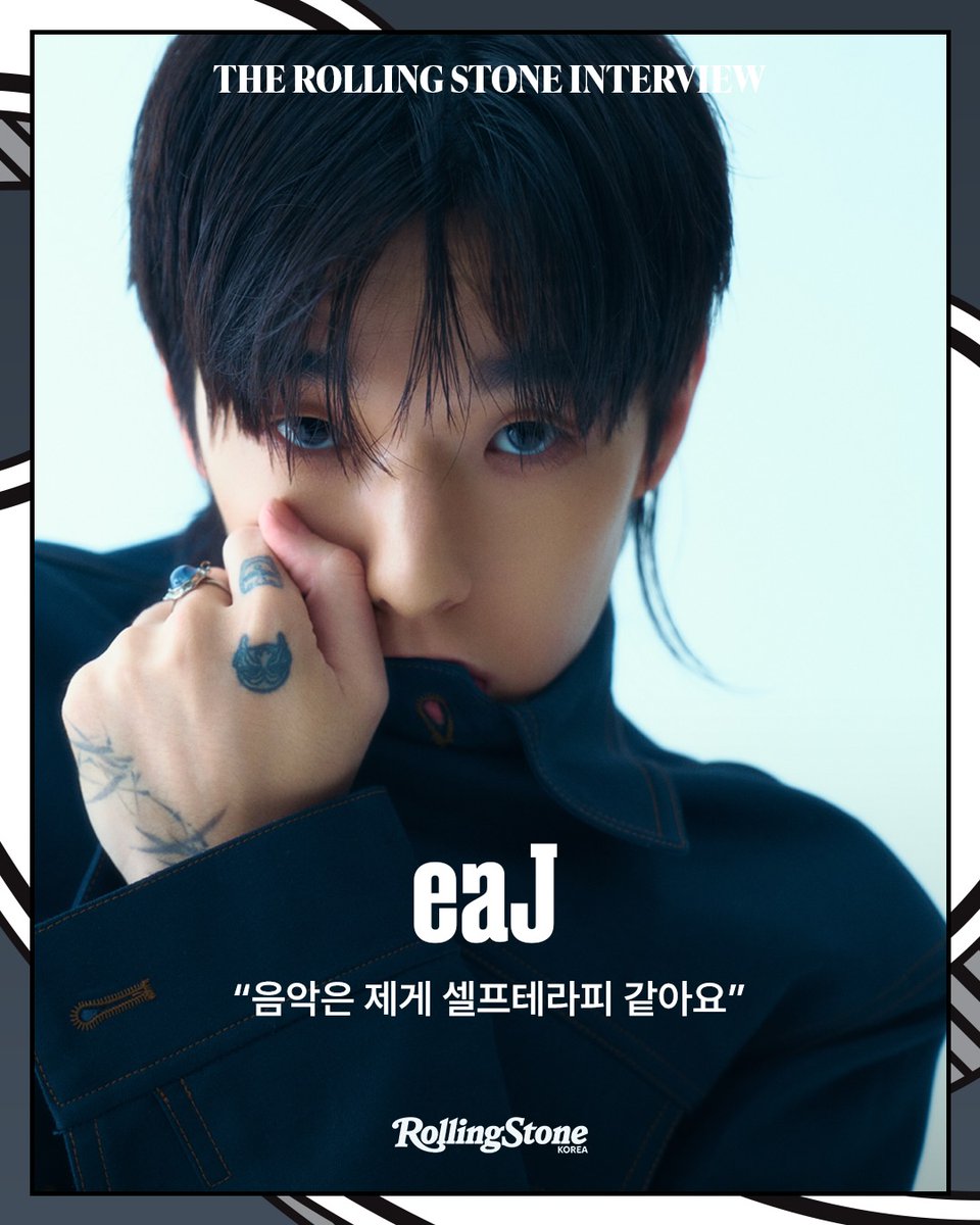 _dalhada's tweet photo. rollingstonekorea
🔗https://t.co/ojsNXivcMm

"음악은 제게 셀프테라피 같아요"

Q. 짧은 간격으로 꾸준하게 신곡을 발매 중이죠? 이즈의 부지런함이 이런 결과를 낳은 걸까요?
- 꼭 부지런해서라기보다는... 음악에 대해 새롭게 알아가는 게 너무 재밌어서, 계속 새로운 노래를 쓰게 되는 것 같아요. 워낙 성격이 급해서 곡을 계속 내게 되더라고요. 하하하.

Q. 혹시 이 다음에 공개할 곡도 이미 작업중이거나 완성된 상태예요?
- 거의 다 됐어요! 다음에 나올 곡들 정말 자랑스럽게 생각하고 있어요.

Q. 작업을 끊임없이 이어오고 있는 만큼 궁금해져요. 노래를 만들 때의 영감은 주로 어디에서 얻나요?
- 그때그때 달라요. 어디선가 들은 이야기일 수도 있고, 영화나 책에서 받은 영감일 수도 있어요. 하지만 요즘은 제 실제 경험에서 기반한 곡을 많이 쓰고 있어요. 가사를 쓰면서 그 순간들을 다시 떠올리고 감정을 정리하는, 어떻게 보면 음악은 제게 셀프 테라피 같아요.