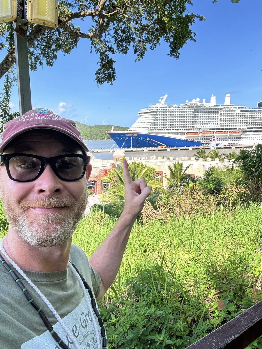 MaxPolor2796's tweet image. 