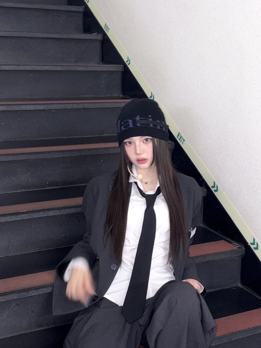 tripleS official tweet media