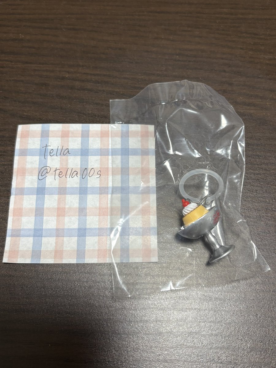 tella00s's tweet photo. 純喫茶 かぷせる めじるしアクセサリー ガチャガチャ 交換

【譲】 プリン

【求】 メロンクリームソーダ

✿郵送希望

検索からでもお気軽にお声掛けください。 https://t.co/A5srDNTHHR