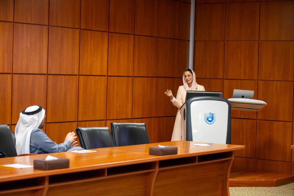 Journalsunitksu's tweet photo. #ادارة_المجلات_العلمية #الملتقى_الخامس_للمجلات_العلمية #جامعة_الملك_سعود
#ksu 
ورشة عمل بعنوان التكامل والتباين بين المجلات العلمية ومجلات ومجلات العلوم الانسانية تلقيها الدكتورة هيله السليم https://t.co/TfeJBTTKFc