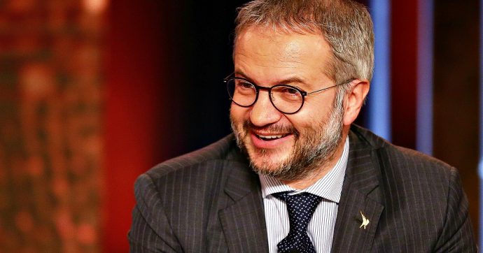 CarloBotta_'s tweet image. ORA È LEGGE
Ora che la riserva aurifera (2450 ton. d'oro) venga attribuita inconfutabilmente al Popolo italiano è una tutela a vantaggio dei leghisti o di tutti i cittadini italiani (compreso i piddini)?
Borghi è il miglior parlam. degli ultimi decenni.
Grazie @borghi_claudio