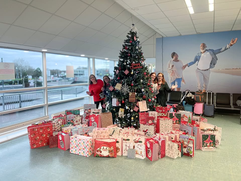 Cardiff Airport tweet media