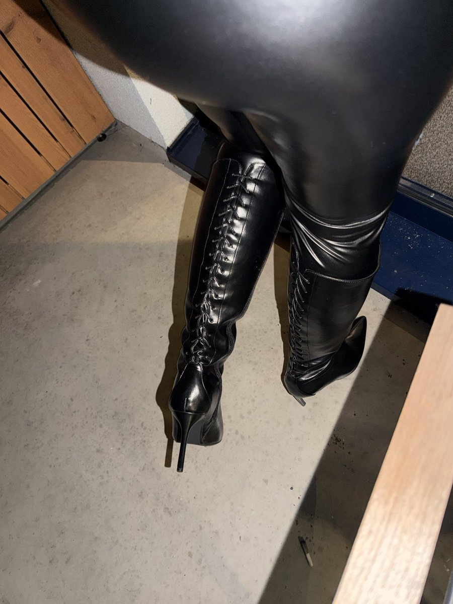 Kommend Montag &amp; Dienstag, 22. &amp; 23. Dezember

Echte Sitzungen / Cashmeet / Content Slave’s

Buchen Sie Ihre 📍

Like und RT 

Miene Telegramm 

t.me/Goddess_tina2