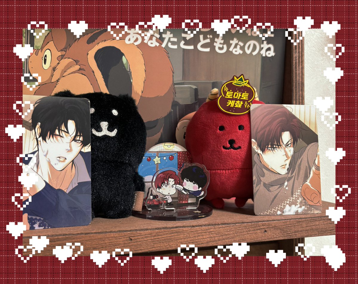 저의 조악한 디피와 사진 실력.. 😁💦💦
오너먼트 엽서(사진에는 없지만)와 아크릴 스탠드, 포카 보내주셔서 올려봅니다. ㅎㅎ