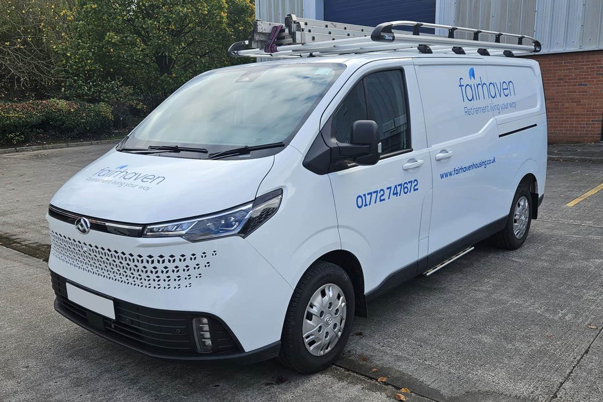 UFUDirectory's tweet image. Fairhaven Housing van graphics 🚐

We transformed Fairhaven Housing’s electric delivery van with UV-protected, digitally printed vinyl graphics for long-lasting, professional visibility.

📞 Contact us for a tailored signage quote!

#VehicleBranding #UVProtected #PoppySigns