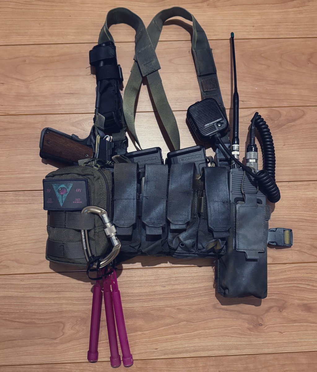 ラジオポーチの高さ、こっちが正解だったっけ。