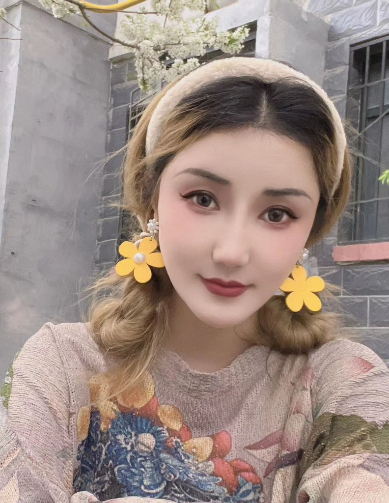 李李 tweet media