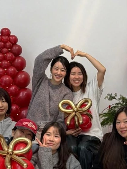 weloveseoyeaji's tweet image. #SeoYeaJi

This duo 💛💛💛💛