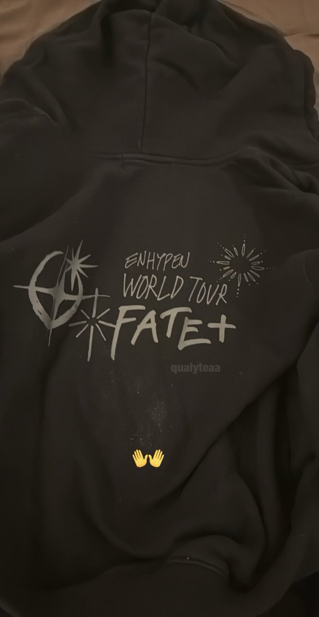 qualyteaa's tweet photo. WTS LFB | enhypen ph

fate plus hoodie medium size pc set

- 2700 (2500 payo)
-used once
- onhand
- x sensitive (CHECK ALT)
- payo / 3 days dop with nrdp
- comment mine + pc or dm to claim https://t.co/LrFJplidcy