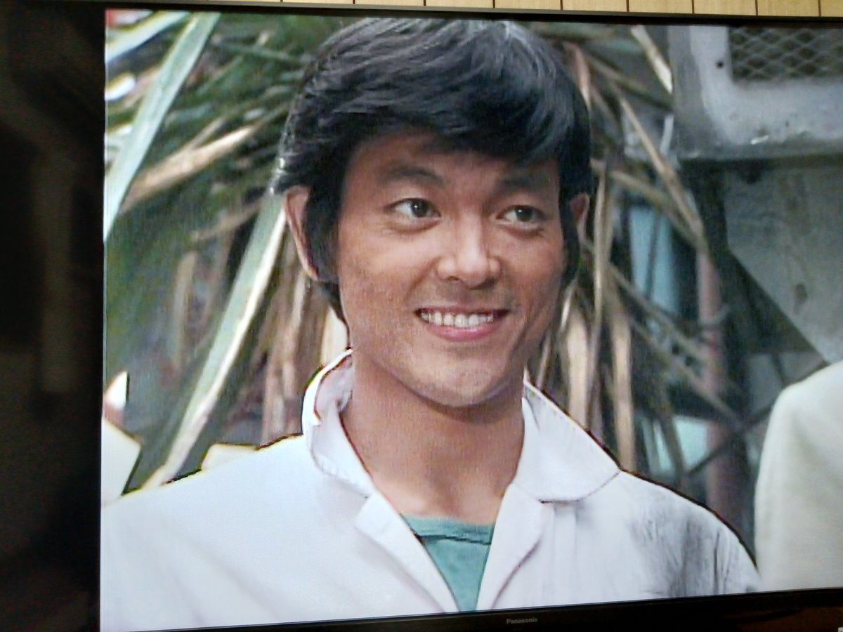 今回は柴田恭兵さんが登場される前に初代ソアラが画面にドーン‼️と出