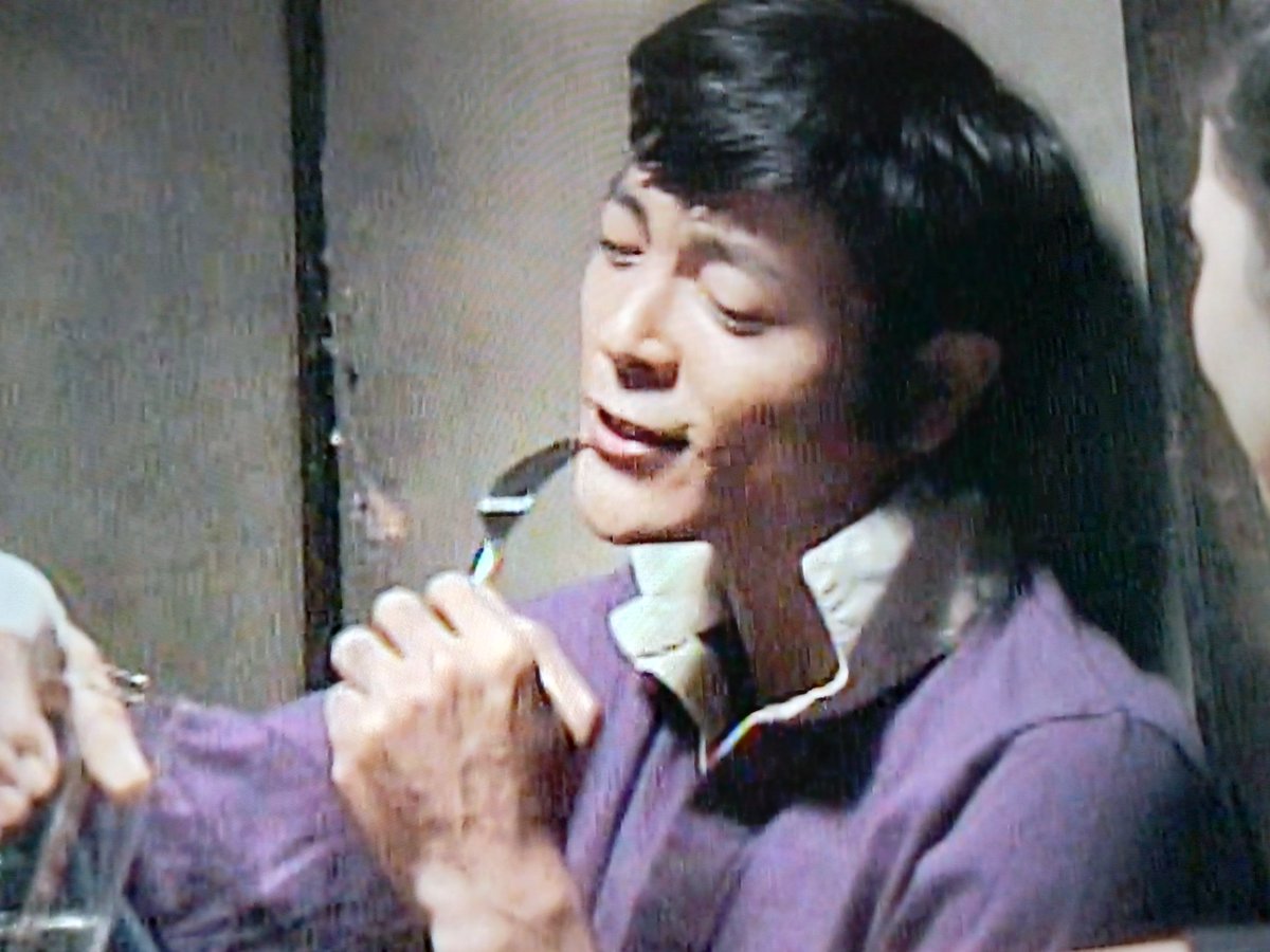 今回は柴田恭兵さんが登場される前に初代ソアラが画面にドーン‼️と出