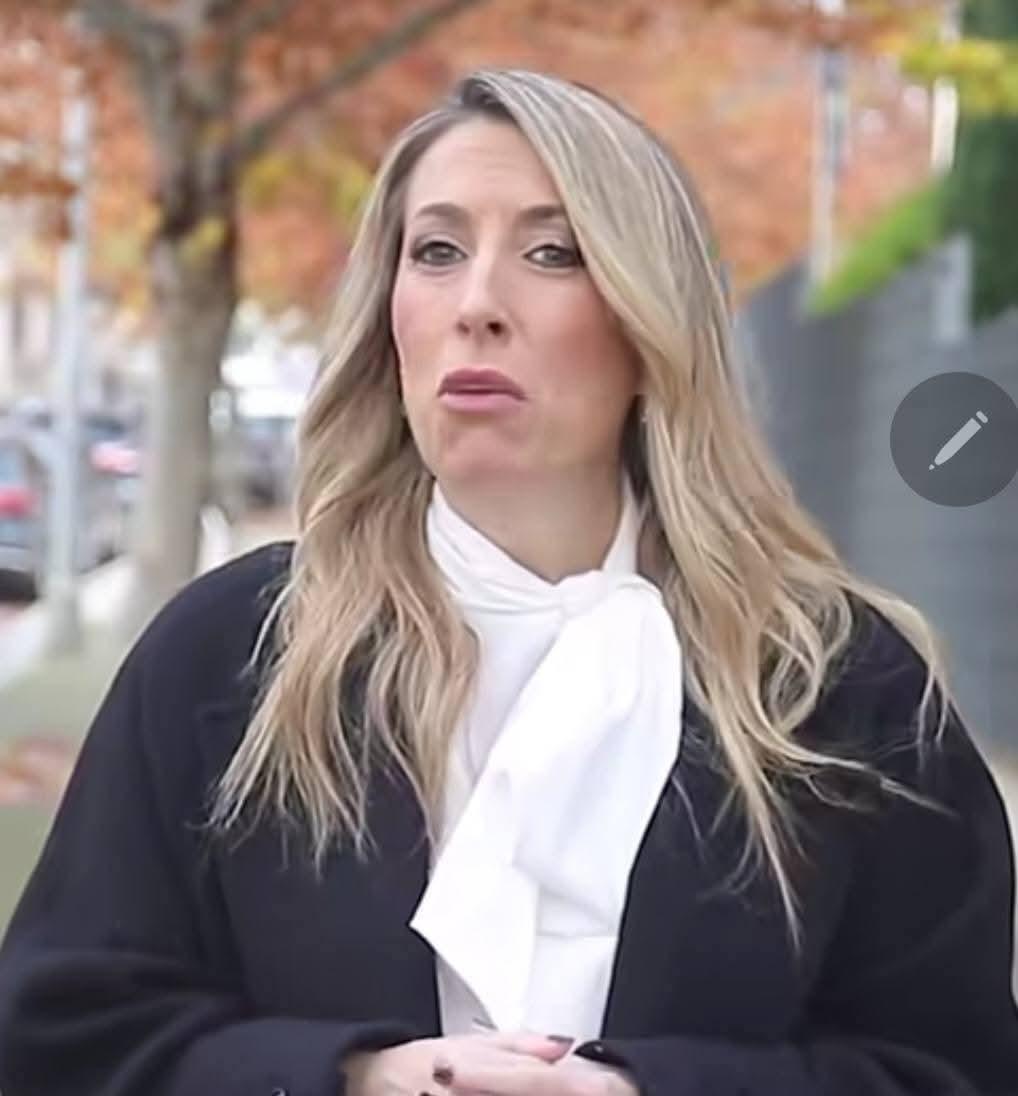 Como se puede creer a una felona, que dijo que no pactaria con VOX y luego fue lo contrario...
Las mentiras le precede...