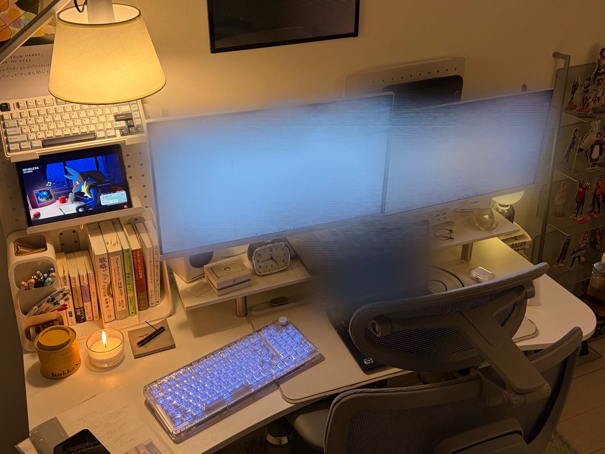 wanx2_inu's tweet image. フルリモ環境で働いてるので、社内でフルリモのこだわりをみんなに紹介する機会があったのですが、沢山褒めて貰えて嬉しかった😽