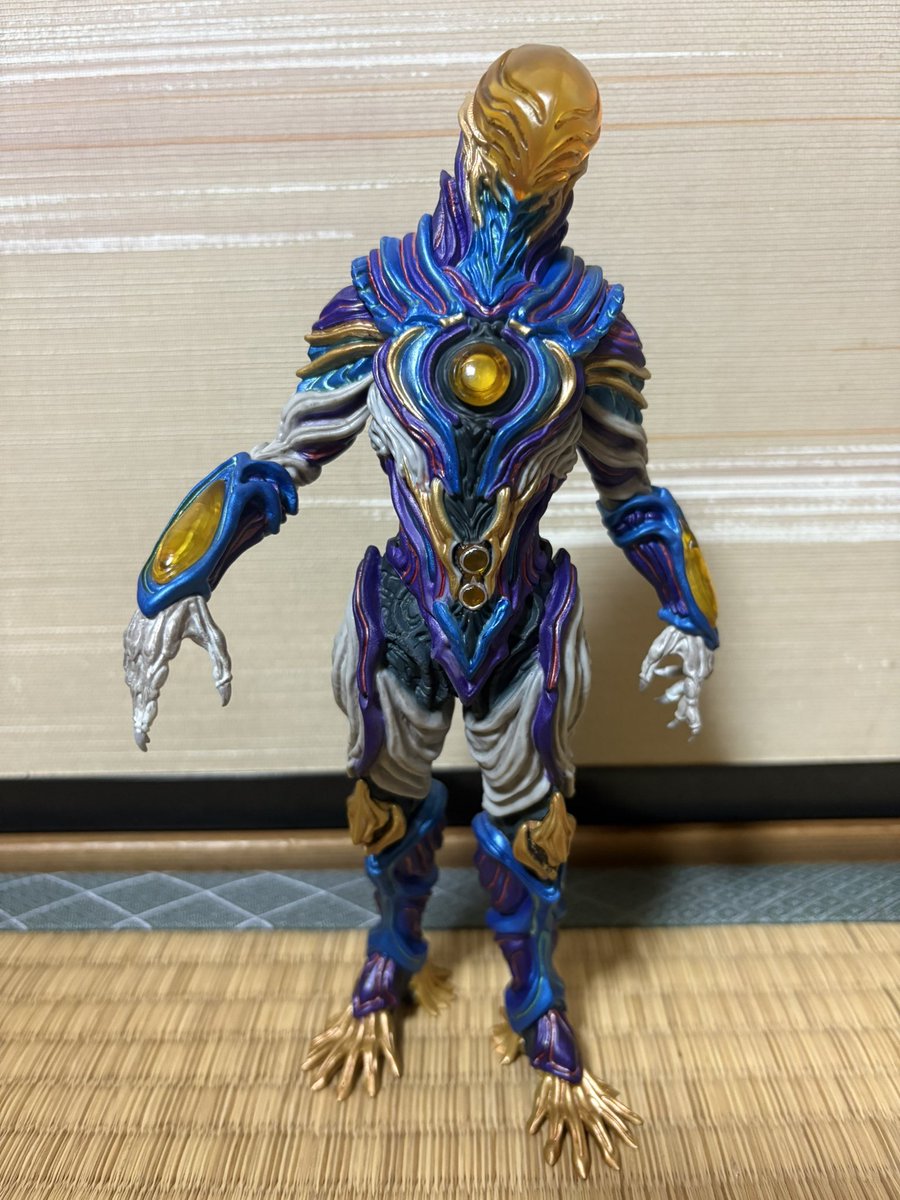 た*ろ様 虚空怪獣 グリーザ（第二形態）おまけあり 怪獣極致 虚空怪獣グリーザ(第二形態)でした。全体的に紫色の比率が