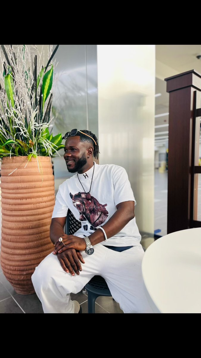 Ancestors who walked before me, hear me.
I honor your Struggles, your Wisdom and your Sacrifices. Stand with Me as I walk this path.
Let my steps bring Honor to your Names.
🙏🏿Piawww🙏🏿

#AncestralFriday #HonorOurAncestors