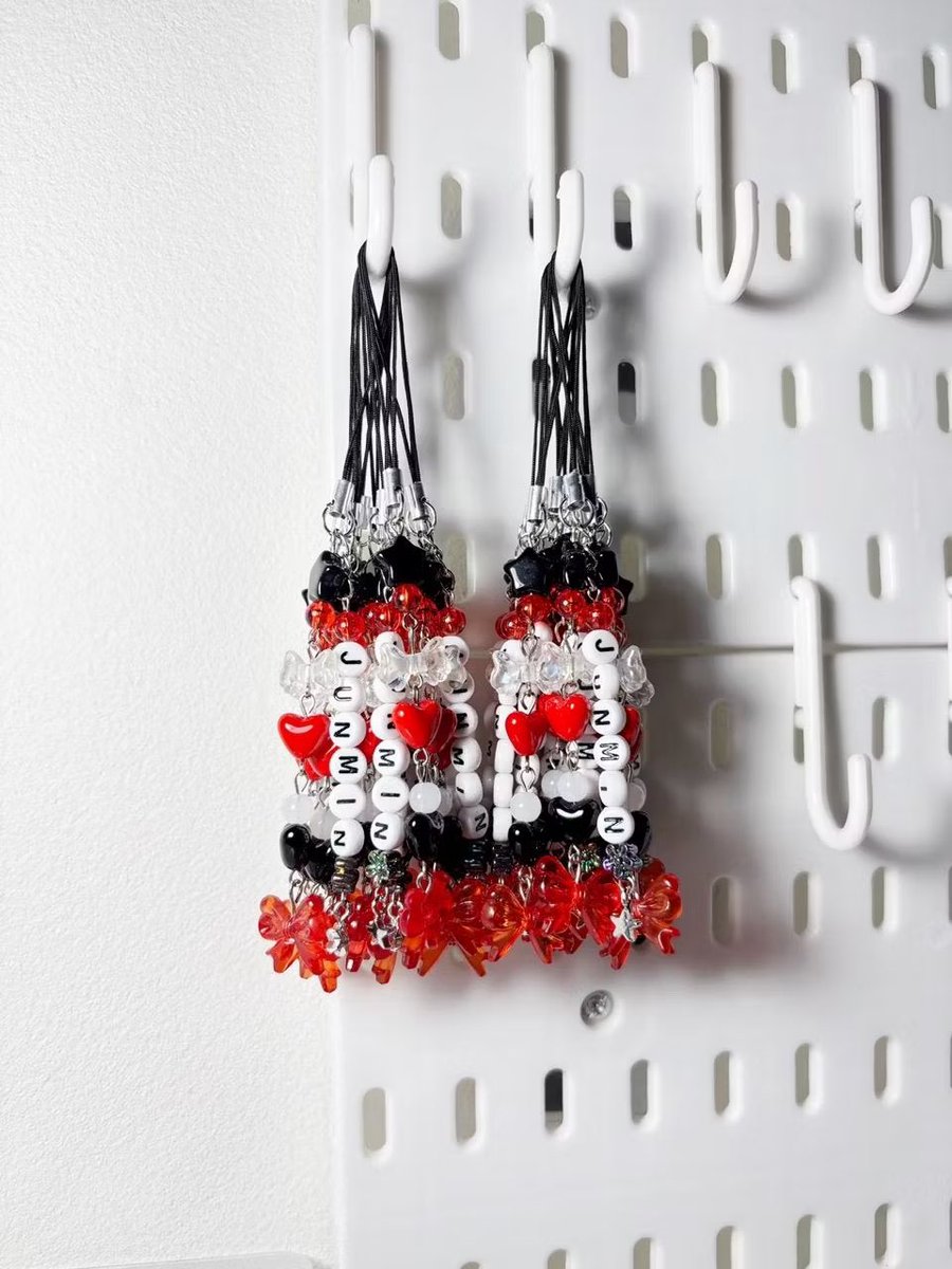 𝓥𝓪𝓵𝓮𝓷𝓫𝓮𝓫🍑🐱 tweet media