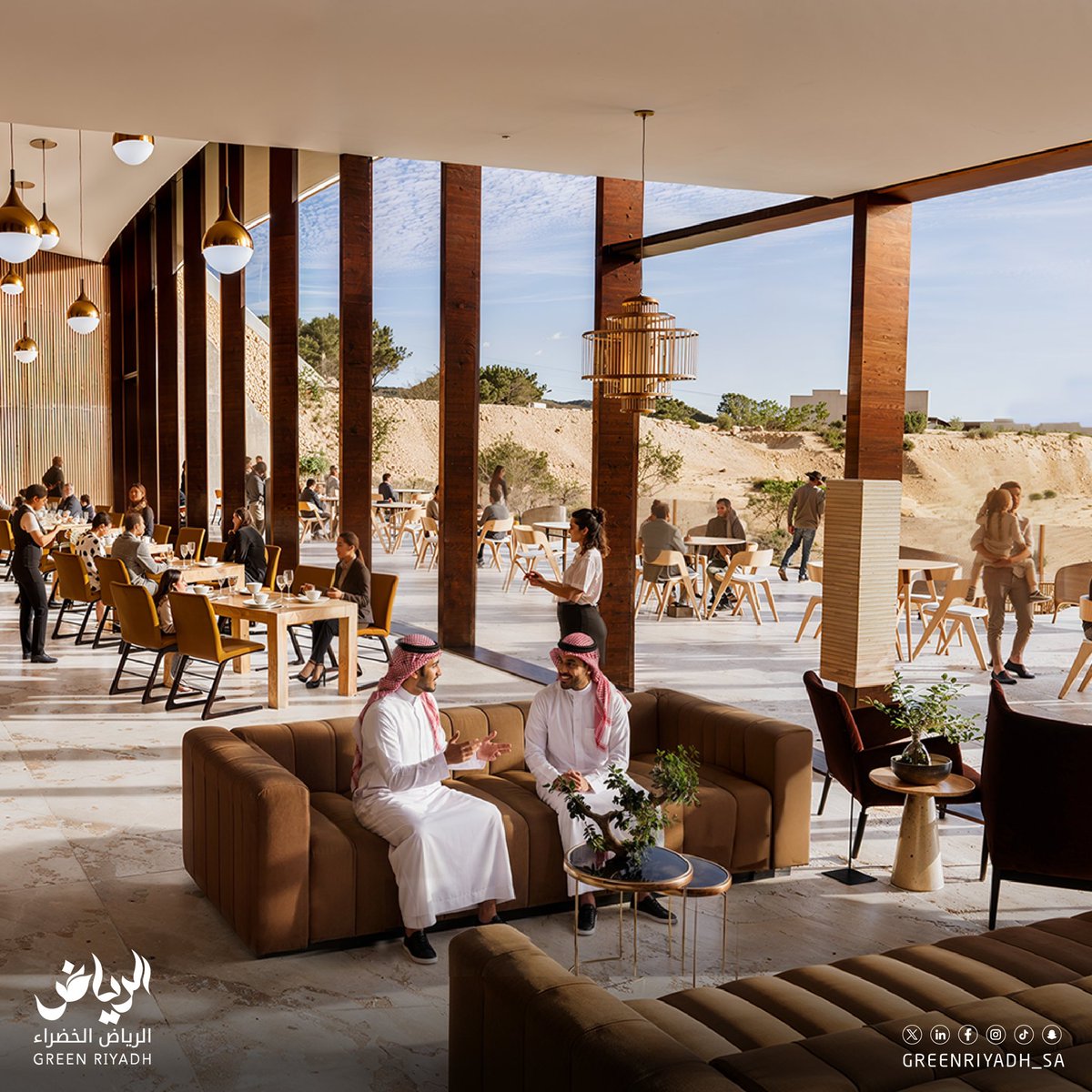 GreenRiyadh_SA's tweet image. يوفر #متنزه_ظهرة_نمار إطلالات على وادي نمار والبحيرة، ومناطق للجلوس والتنزّه، تعزز الروابط الاجتماعية بين السكان، وتتيح للزوار الاستمتاع بالمناظر الطبيعية
#الرياض_الخضراء  #رؤية_السعودية_2030