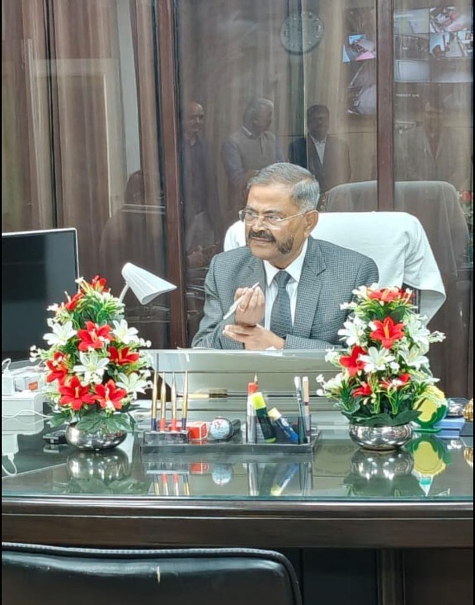 🔅 आदरणीय <a href="/PrashantK_IPS90/">Dr. Prashant Kumar IPS Retd.</a> जी, आपको नई पारी की अनंत शुभकामनाएँ।💐💐