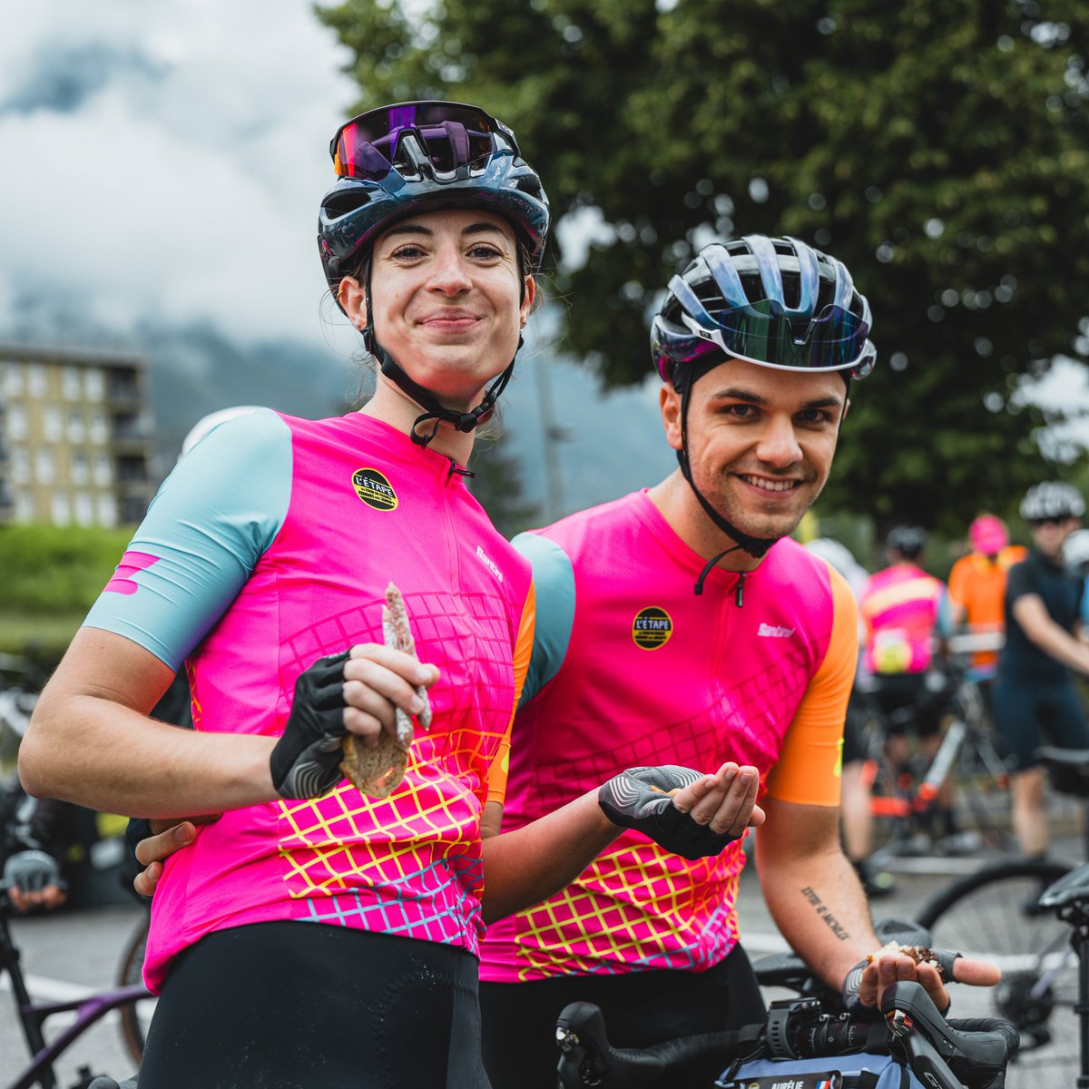 LEtapeFemmes's tweet photo. Que 2026 t’emmène toujours plus loin sur tes deux roues, avec plaisir et passion ⚡️

May 2026 take you ever further on your two wheels, with pleasure and passion ⚡️

📸 A.S.O. / Victor Barcus https://t.co/zaH3X80u3o