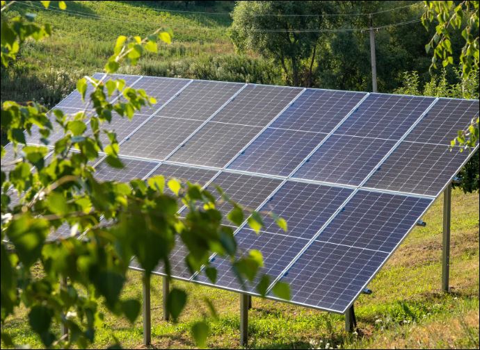 Aber Sonnenlicht müssen wir nicht kaufen.

Gas, Kohle oder Uran schon!