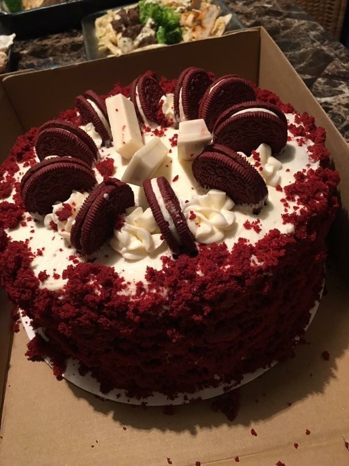 fairyprxncess's tweet image. strawberry or red velvet cake?