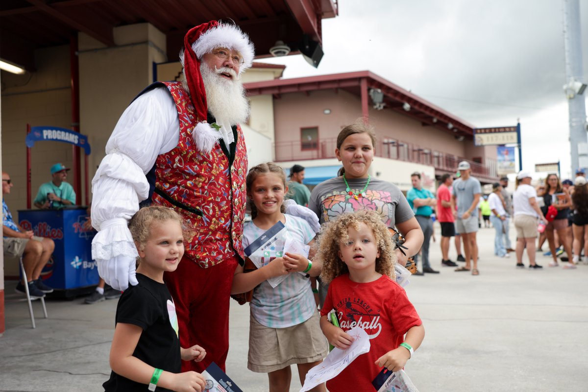 Threshers's tweet image. He's made a list. He's checked it twice. Santa Claus is coming to town ❤️