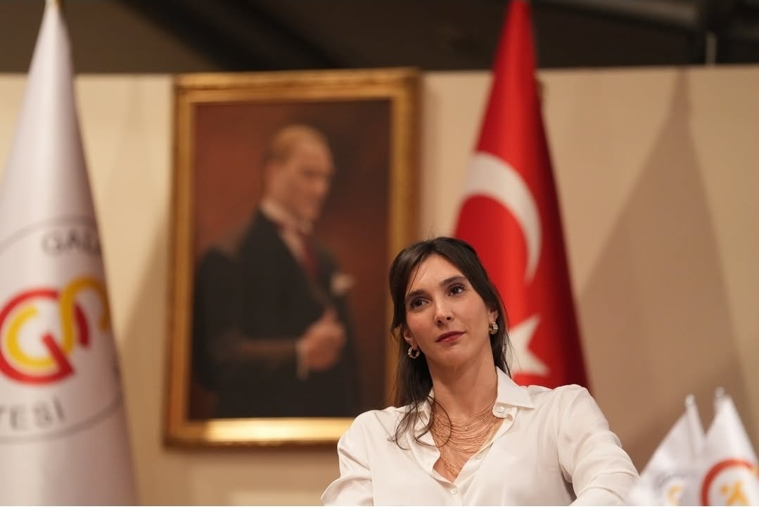 Naz: 9 yaşımda aldığım keyfi 35 yaşımda hala alıyorum. Hayatımda birçok majör değişiklik oldu ama bu spordan hala keyif alıyorum. Birçok başarı birçok başarısızlık yaşadım. Çok takım değiştirdim ama hissiyatım hala aynı.