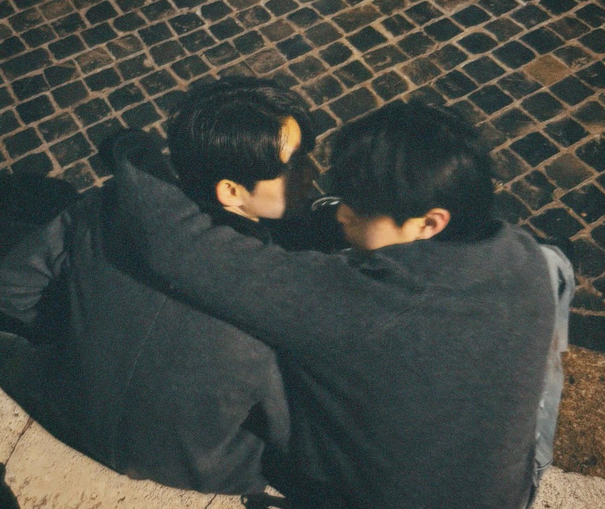 rara ⭑.ᐟ tweet media