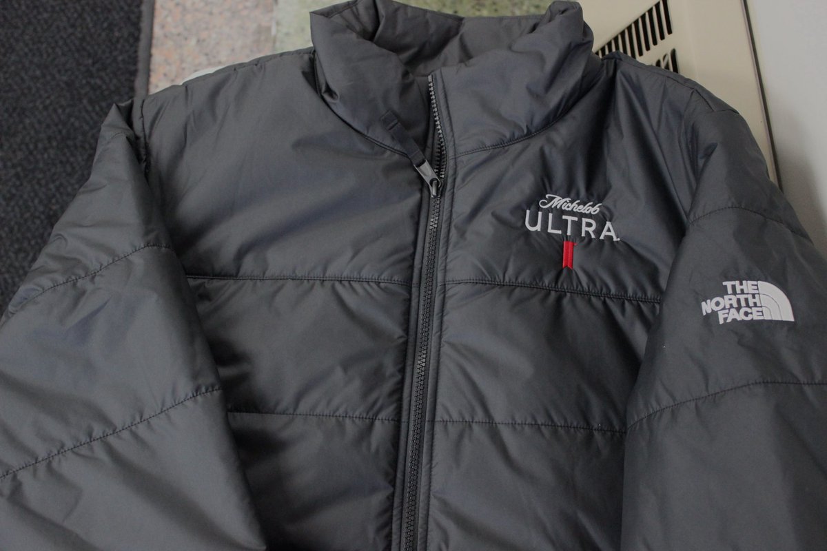 ConsumersBeer's tweet image. DAY EIGHT! Enter to win a Mic Ultra North Face Jacket! It is getting cold out there and this the perfect prize to keep you warm 🥶
To enter:
- follow us
- tag a friend 
- like this post
You must be 21+ to enter. Please be aware of bots, we will message you directly if you win!…