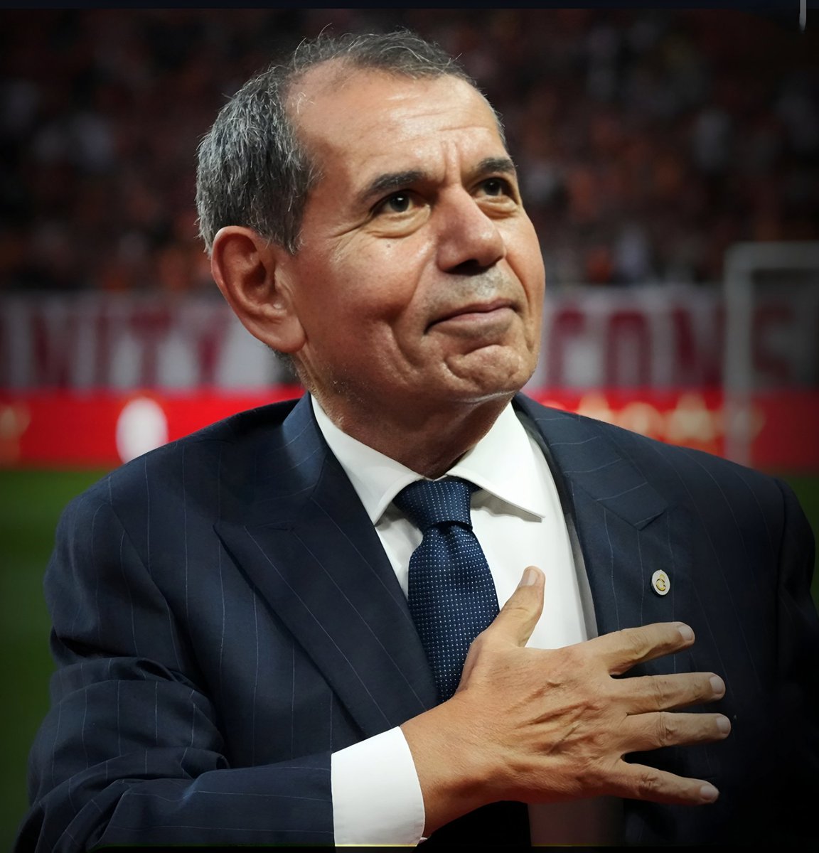 Hem başarılı, hem de başımızı hiç öne eğdirmedi..

Çok büyüksün Dursun Özbek Başkanım...