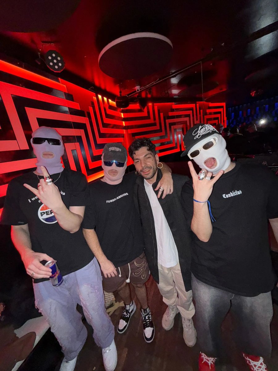 0800 DON ROUCH tweet media