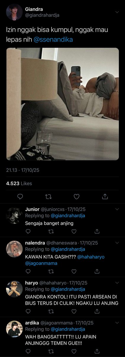 soobjun fewtweets au
—— written by mao.

who the hell is he?! pt.5