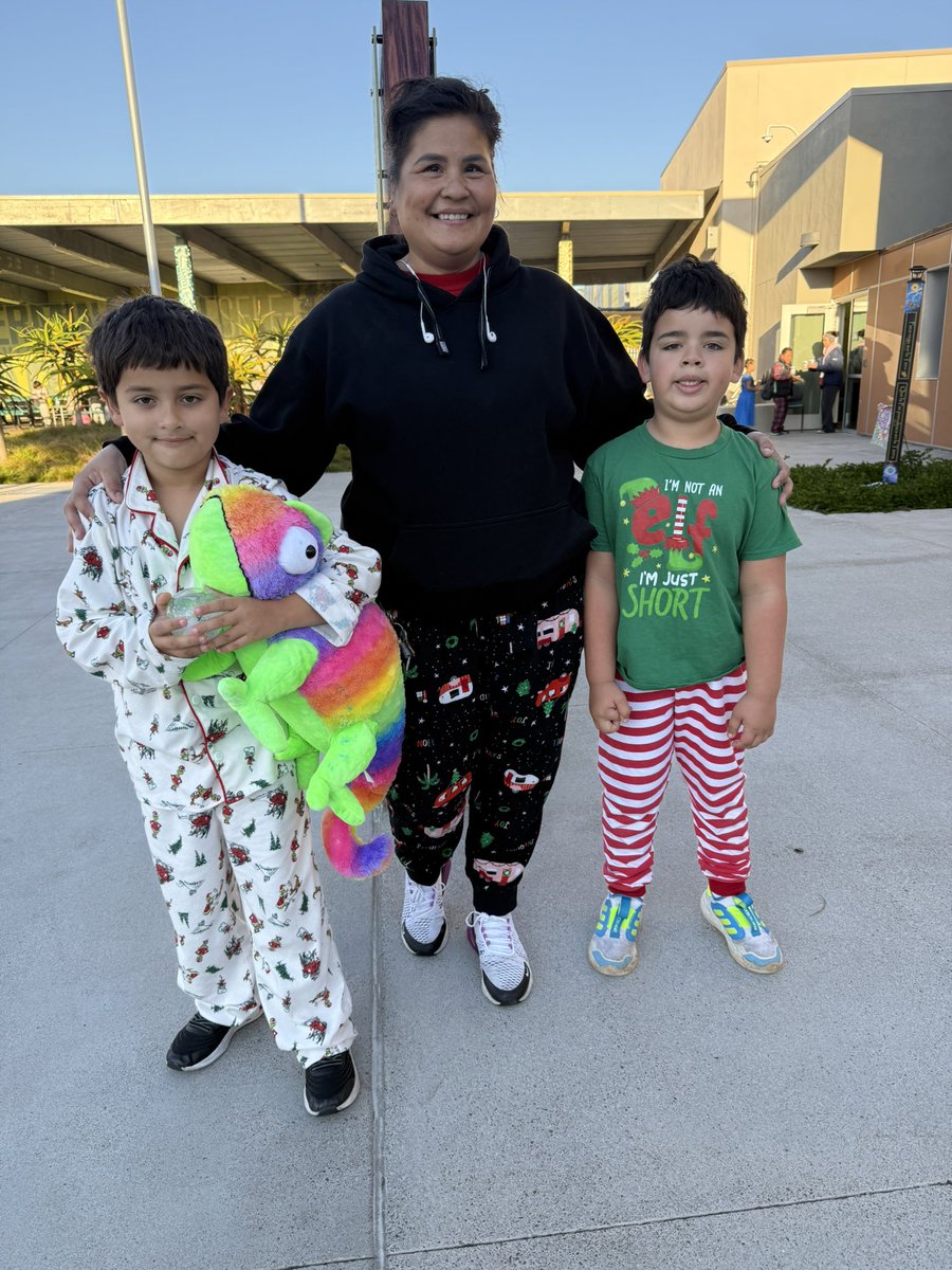 UTK-8 John Muir Language Academy tweet media